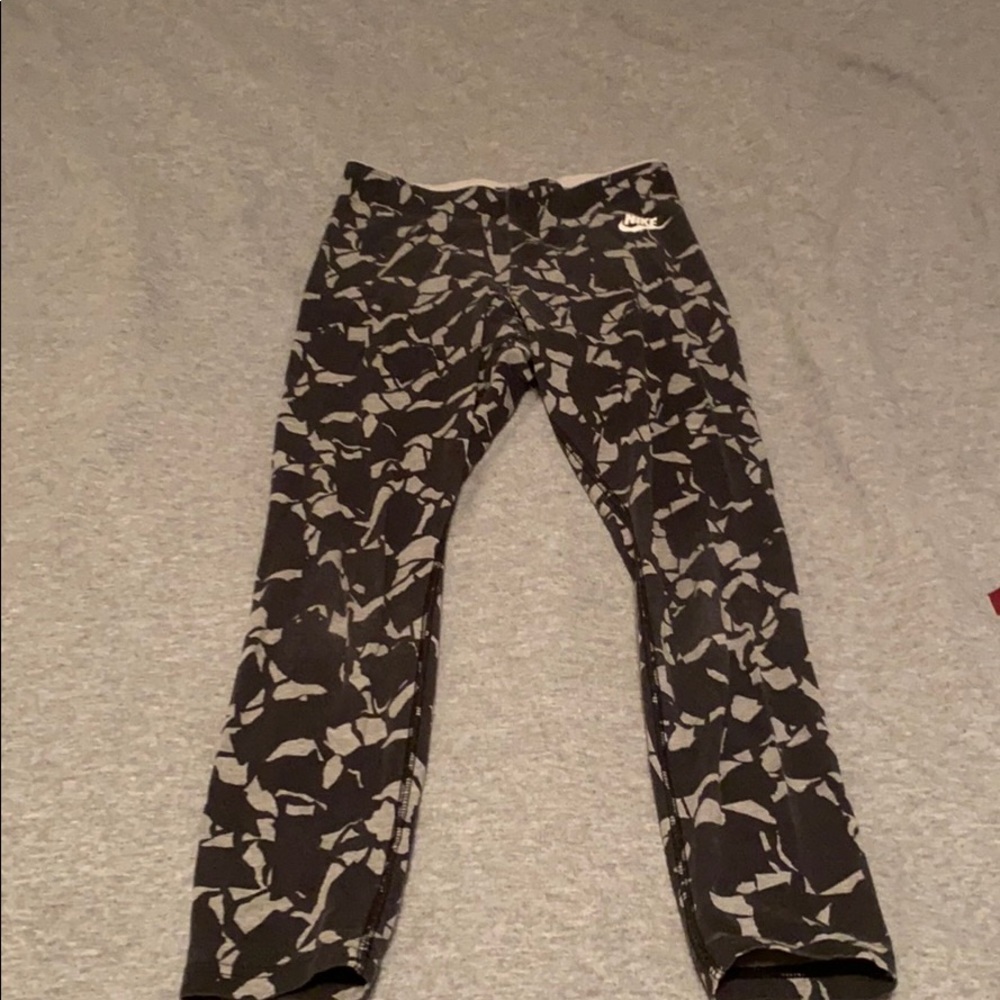 Nike leggings